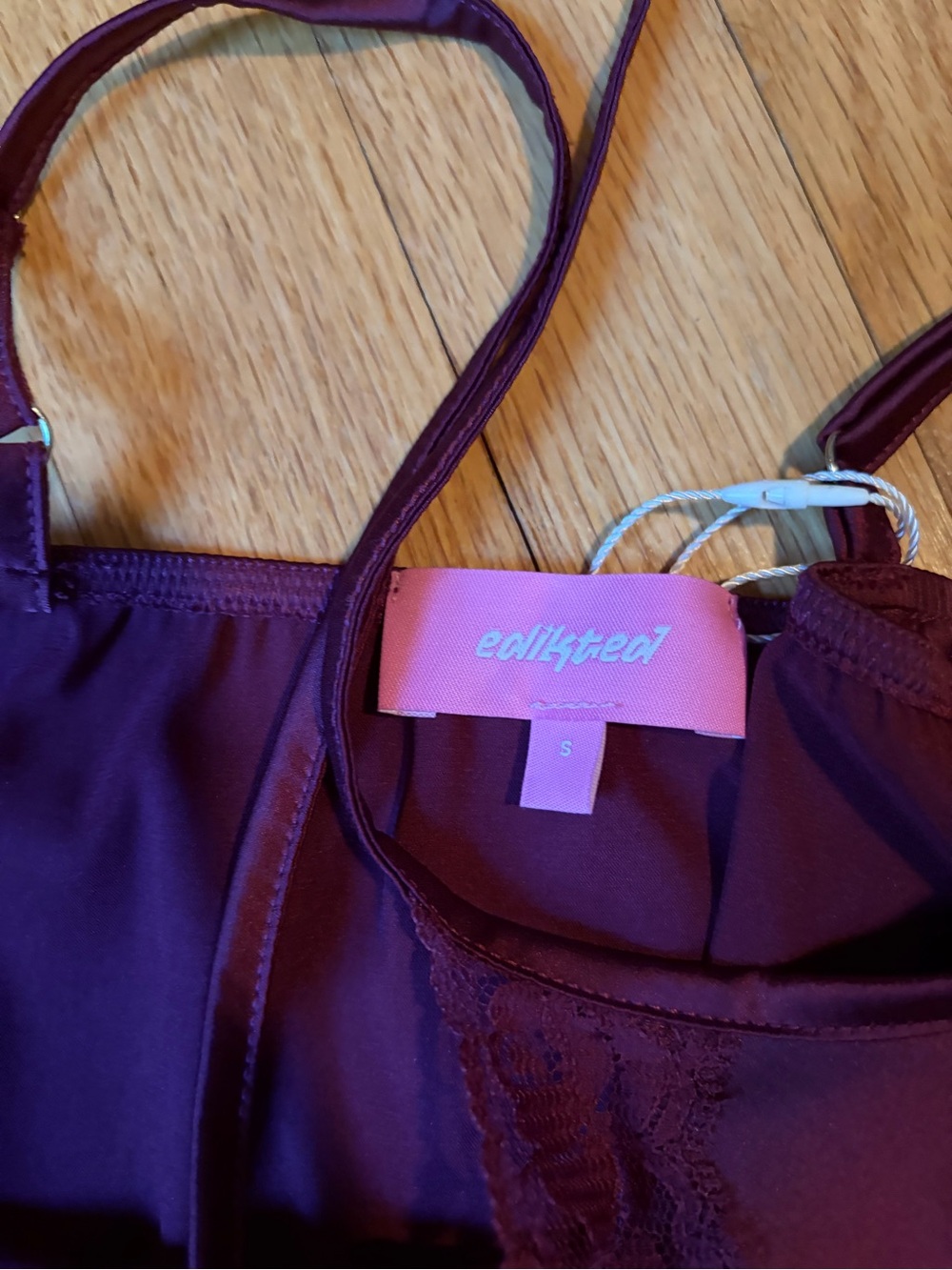 New with tags edikted top - Picture 2 of 3